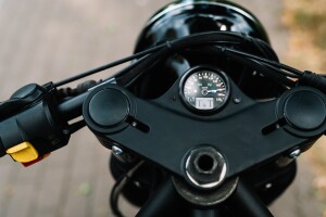 Cafe-Racer-BMW K75 