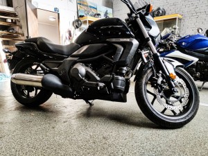 Honda CTX700N
