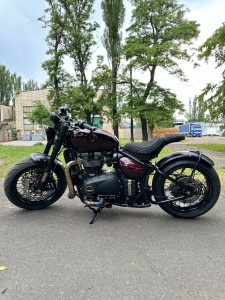 #triumph #bobber #custom